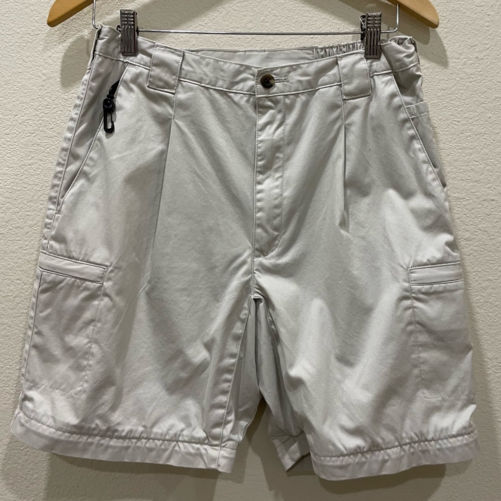 LL Bean Shorts Khaki Men’s Size 32 Elastic waist Cargo